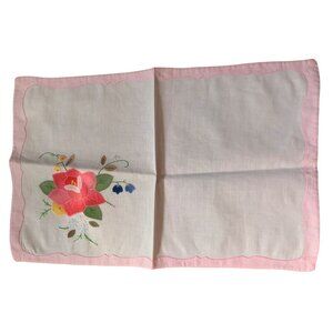 Vintage Handmade Appliqué Table Runner 12x18 Pink Trim Floral Embroidery Linen L